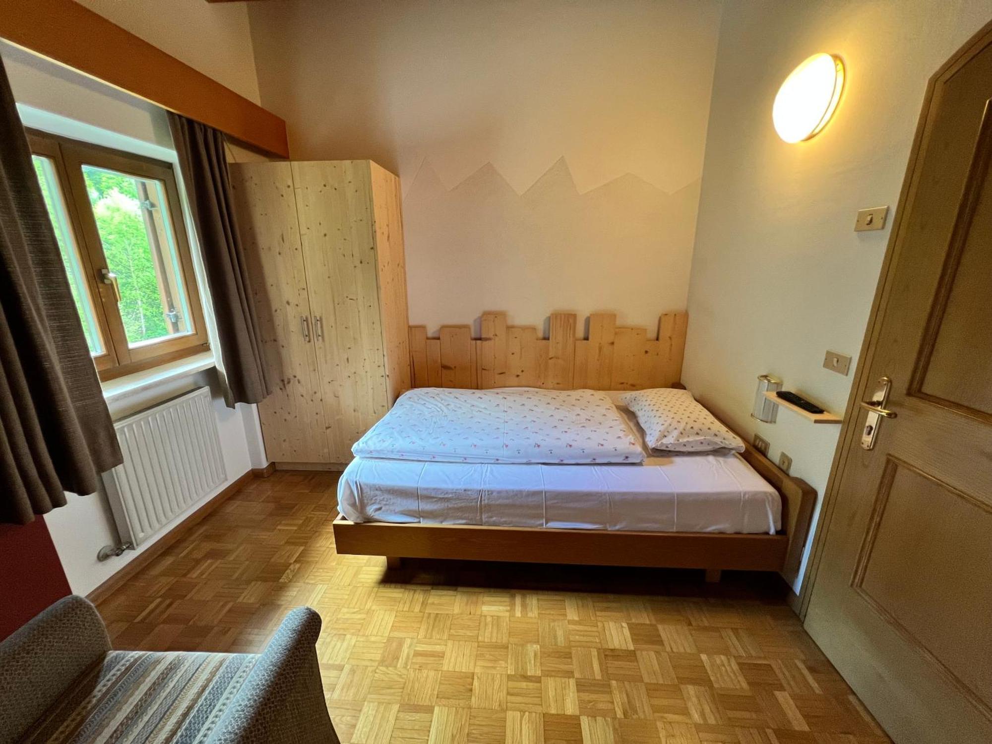 Garni Eden Bed And Breakfast Сорага Екстер'єр фото