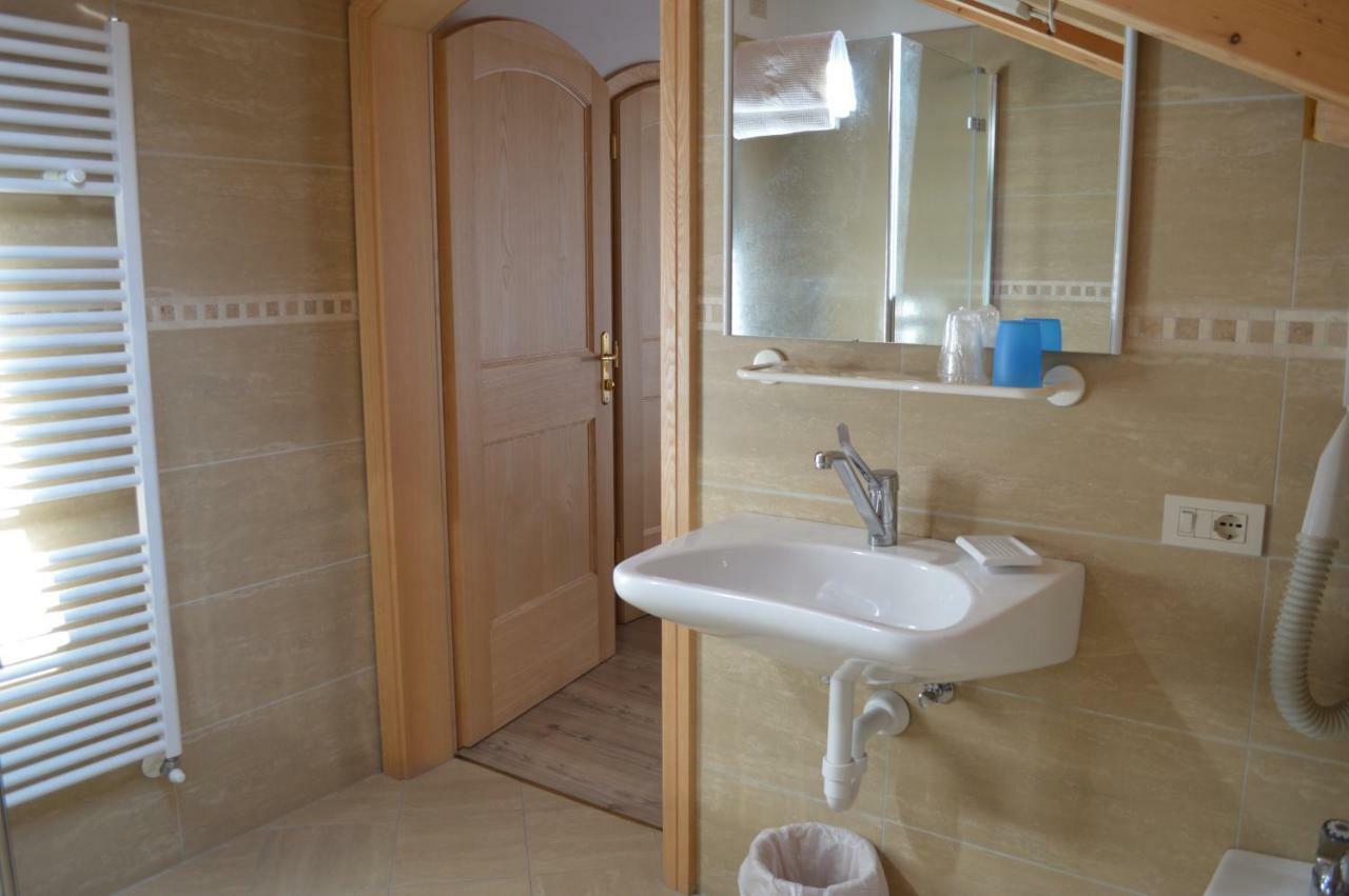 Garni Eden Bed And Breakfast Сорага Екстер'єр фото